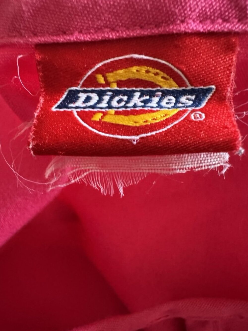 Dickies Women Scrub Top Round Neck Fuschia Pink Pit to Pit 22.5 - Picture 4 of 4